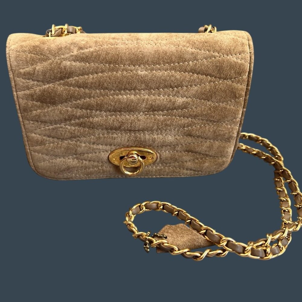 VTG Bechamel Womens Crossbody Bag Small Beige Suede Quilted Chain Strap Purse